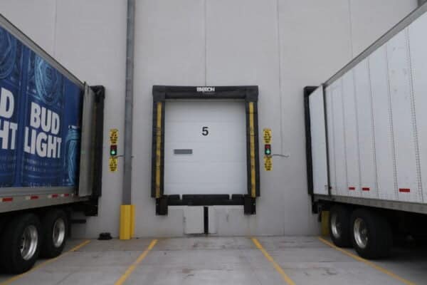 Loading Dock Safety Checklist: 10 Tips to Reduce Risk