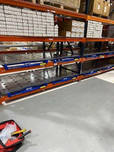 Different angle of rack mounted pallet rack